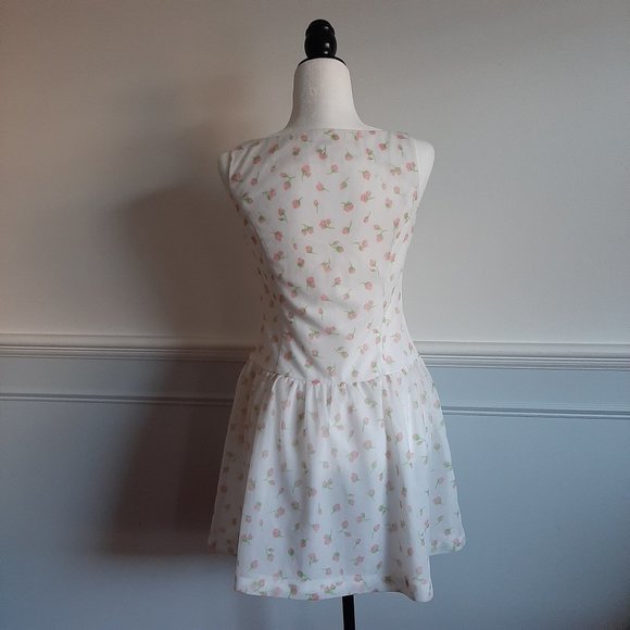 Vintage Floral Dress - Picture 2 of 4